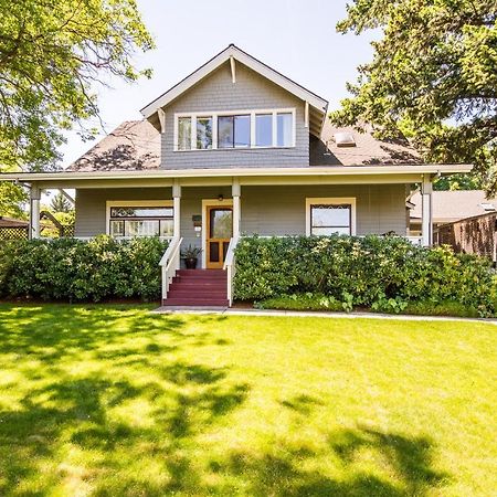 Oak Hill Bed & Breakfast Ashland Exterior photo